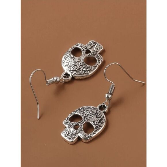 Silver Skull Etched Drop/Dangle Earring [NEW] - Picture 4 of 5